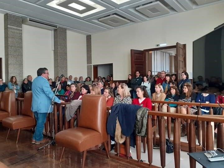 Greve, plenários, cRHonus e a ministra na AR