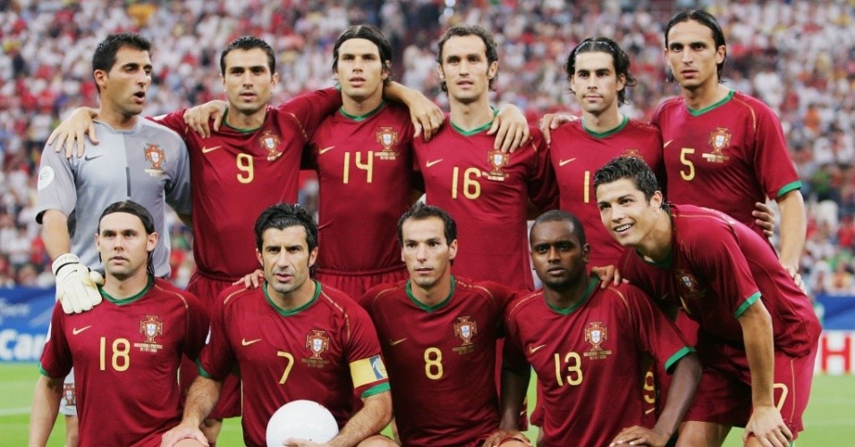 selecao-de-portugal-se-alinha-para-foto-antes-de-p