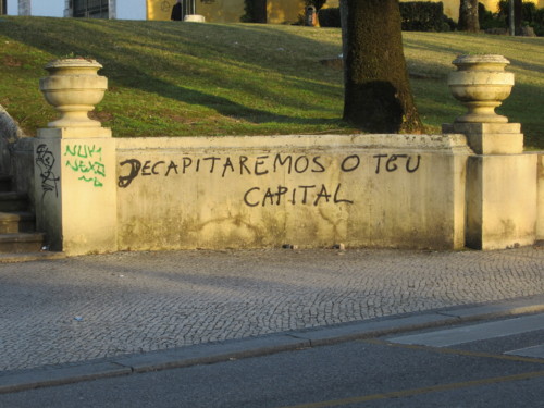 Alameda Júlio Henriques, muro do jardim dos patos