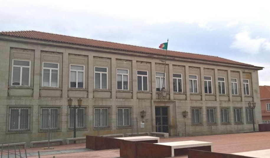 TJ-Chaves.jpg TJ-Chaves.jpg