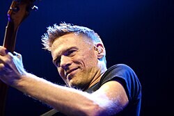 Bryan_Adams_Hamburg_MG_0631_flickr.jpg