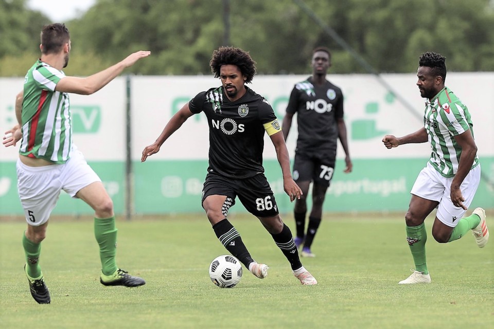 Equipa B Garante Lugar Na Liga 3 - Camarote Leonino