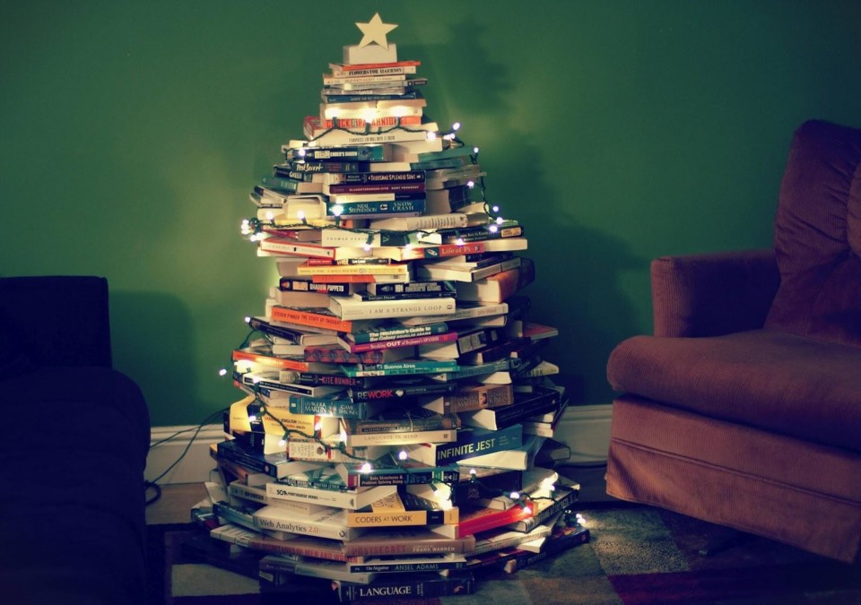 diy-book-christmas-tree-342167.jpg