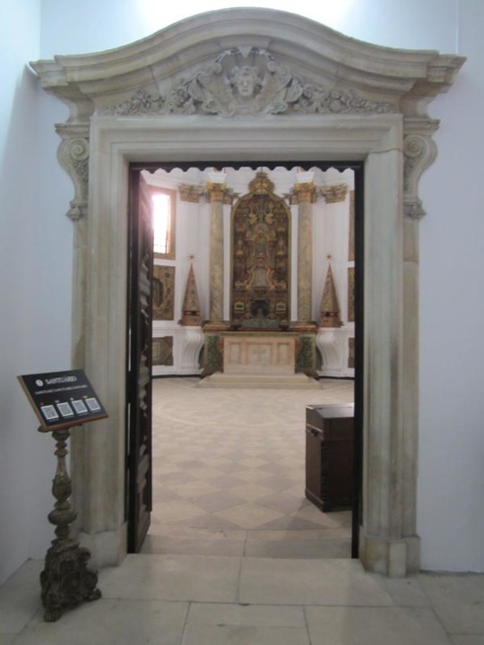 casa das reliquias de Santa Cruz.JPG