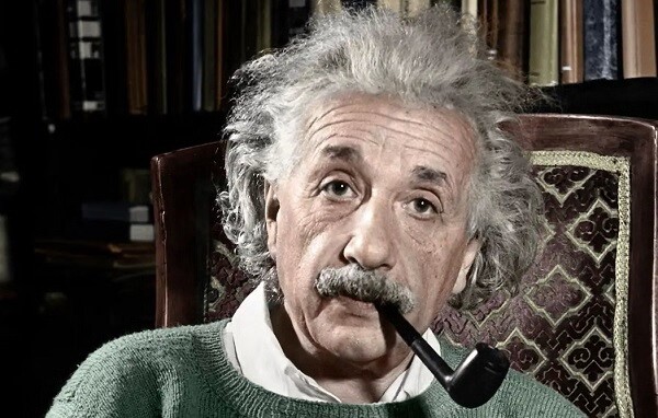 einstein2.jpg
