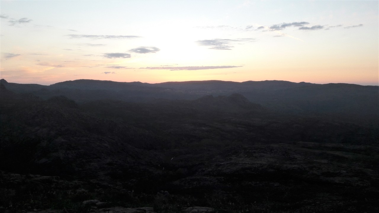 4-6.10h amanhecer Cornos de candela.jpg