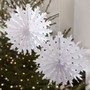 vn-216_snowflake_decorations_zoom.jpg