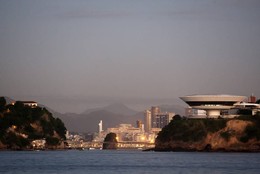 Museu de Arte Contempor&acirc;nea (MAC), em Niter&oacute;i - 
